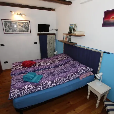 Bilocale Con Terrazzo Maggiore דירה *