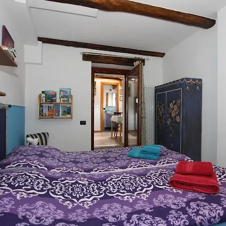 Daire Bilocale Con Terrazzo Maggiore