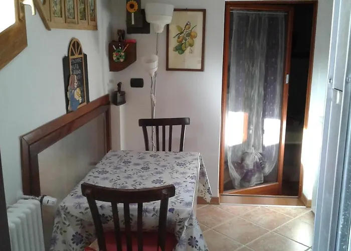 Bilocale Con Terrazzo Maggiore Daire