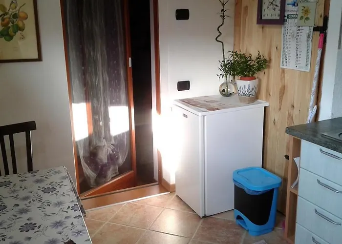 Bilocale Con Terrazzo Maggiore Daire