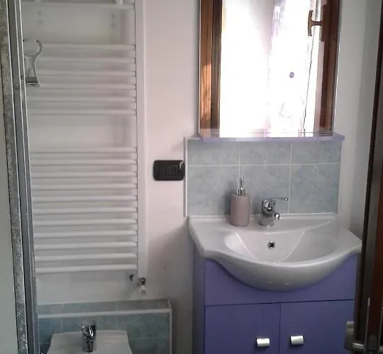 Bilocale Con Terrazzo Maggiore Daire Cossogno